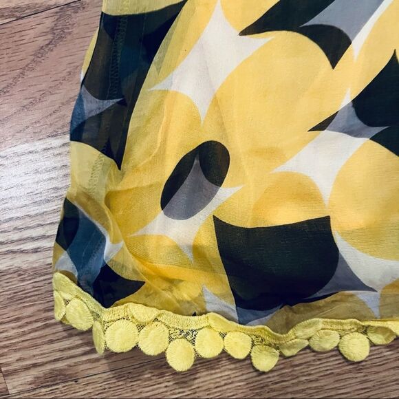 NWT TCEC Barami Yellow & Black Lined  100% Silk Sleeveless Top Embroidered Trim - Picture 8 of 11